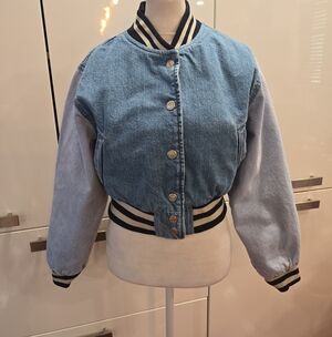 Topshop Womens Blue Denim Cropped Varsity Bomber Jacket Quilted Lining Small 4